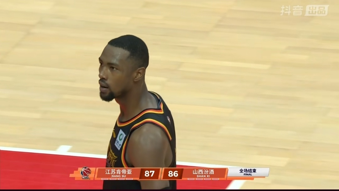 山西男篮这球输的也挺憋屈 