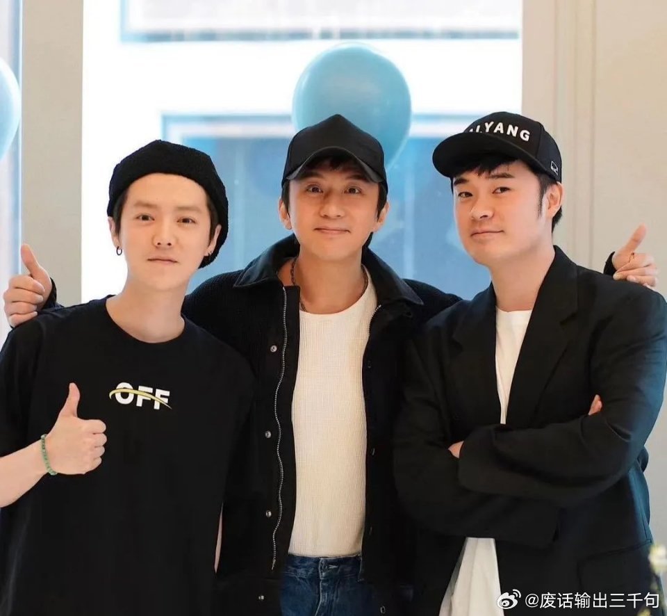 还是邓超、鹿晗与陈赫的关系最铁！从两人为陈赫庆生的文案就可以看出来。11月9日是