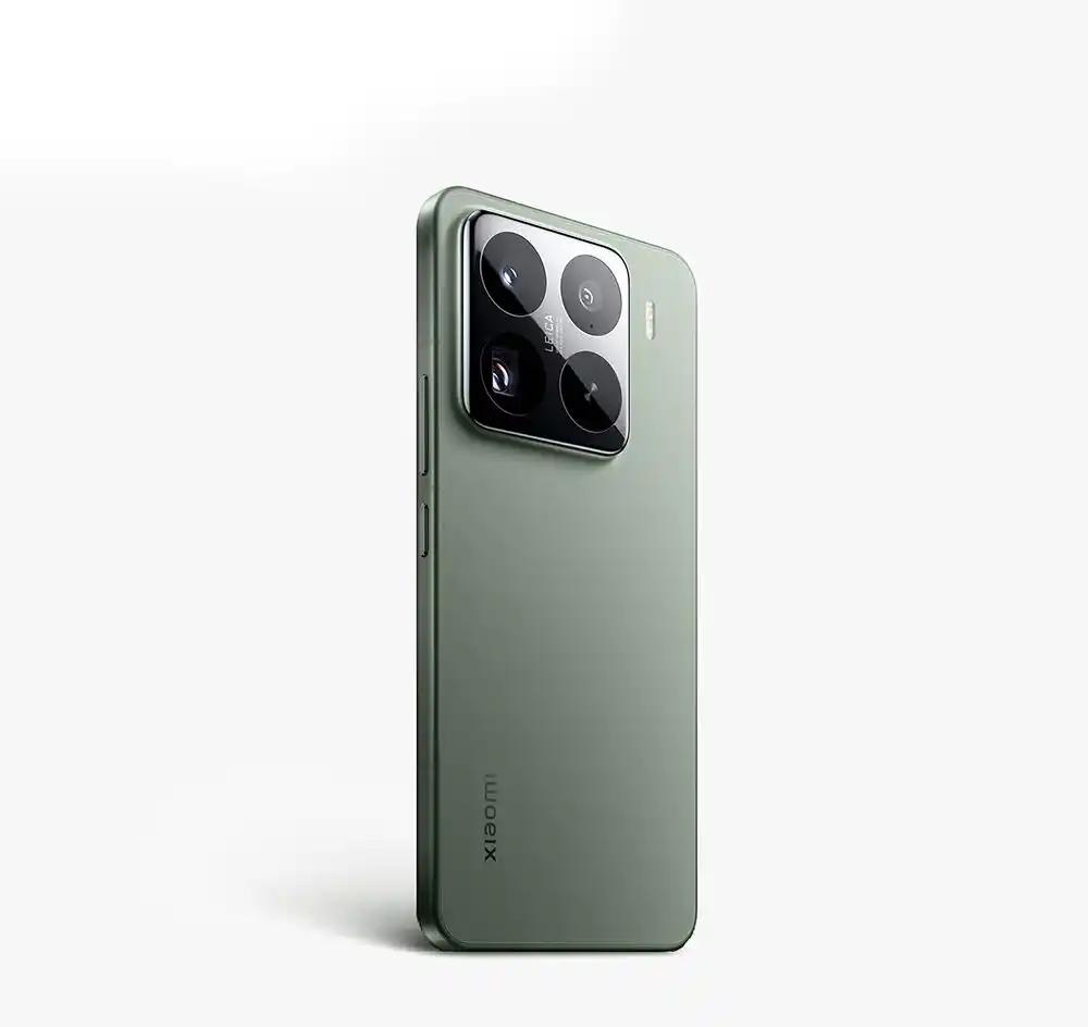 春节前，小米还有红米Turbo5系列两款手机需要发布。如果算上这两款手机，小米已