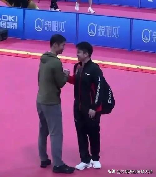 王励勤希望樊振东能代表国家征战相信有好胜心的职业球员，只要自己身体状态真的允许，