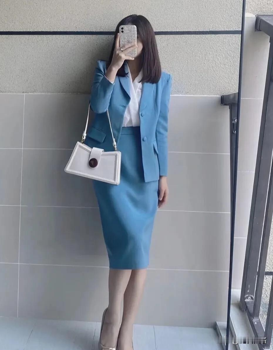 勤俭持家，勤俭节约还要不要提倡骑自行车去酒吧，该省省该花花[灵光一闪]
