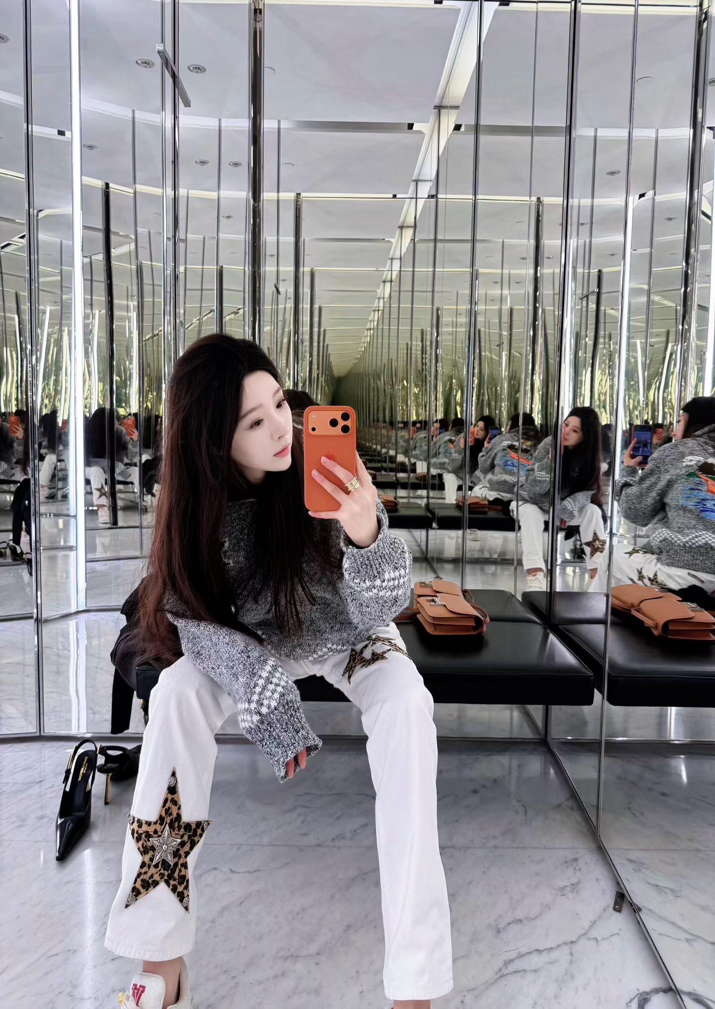 你去找黑丝吧 以后我只穿牛仔裤👖