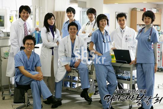 韩剧回顾 外科医生奉达熙 首播19周年主演：李枖原、李凡秀、 金民俊、吴允儿20