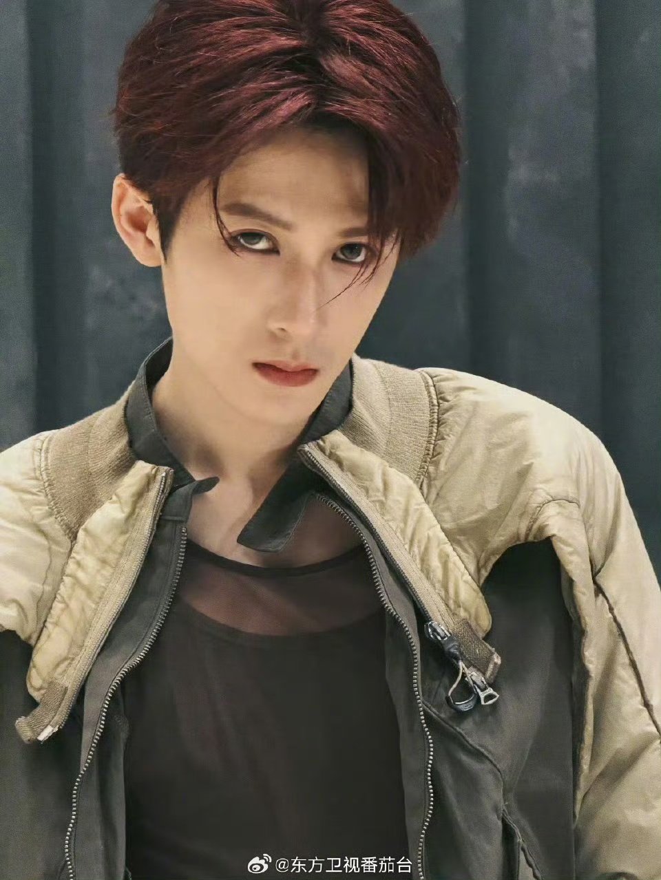 檀健次薄纱背心檀健次红发薄纱背心 哇好帅啊！檀健次