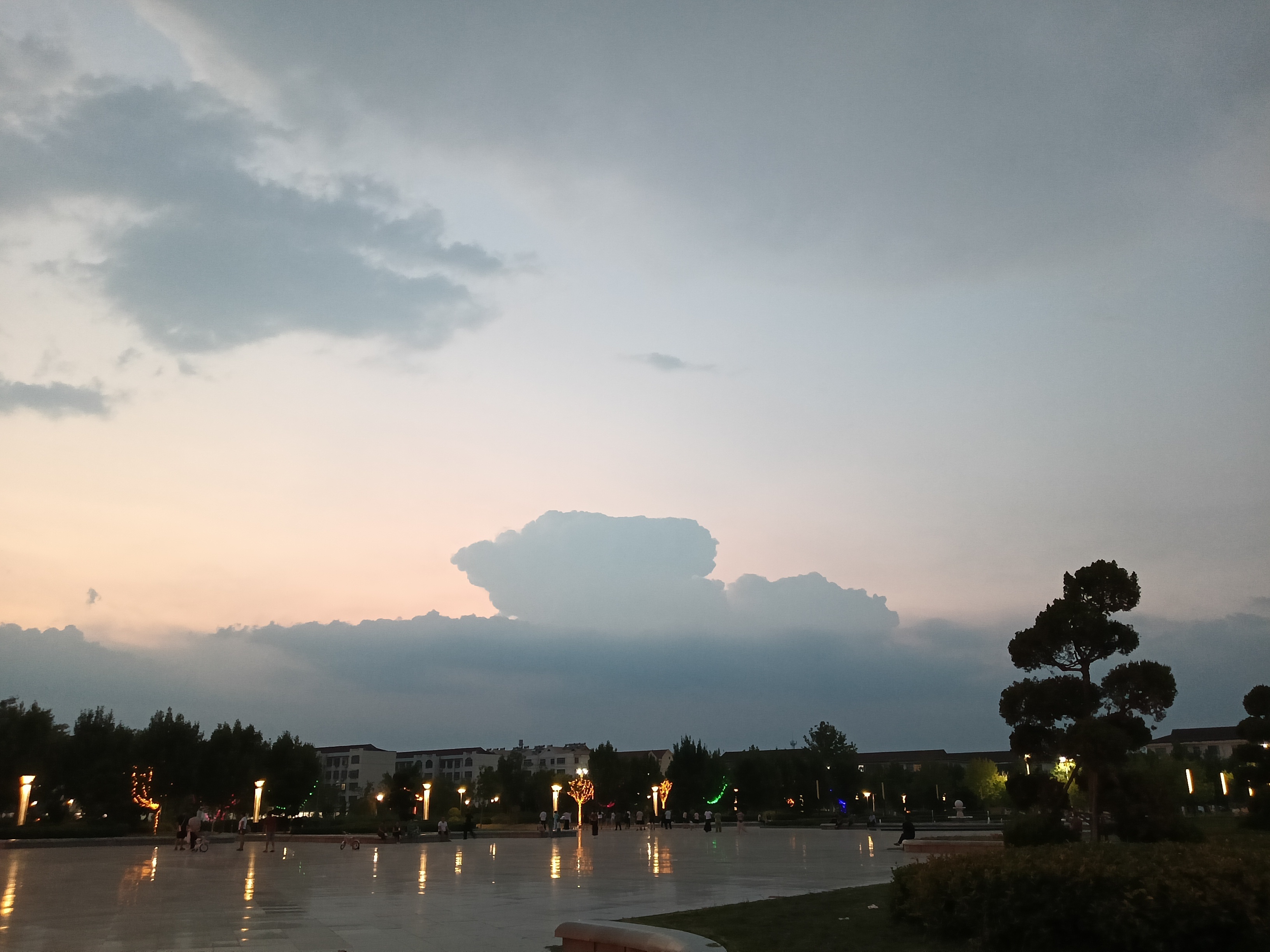 夏天就要嗨起来