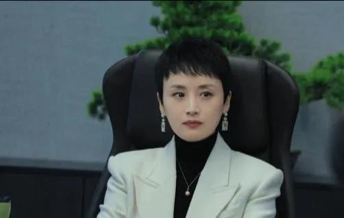 其实都是做生意，做生意就是满足需要，创造需求，引领未来！
​​就是，第一阶段，京