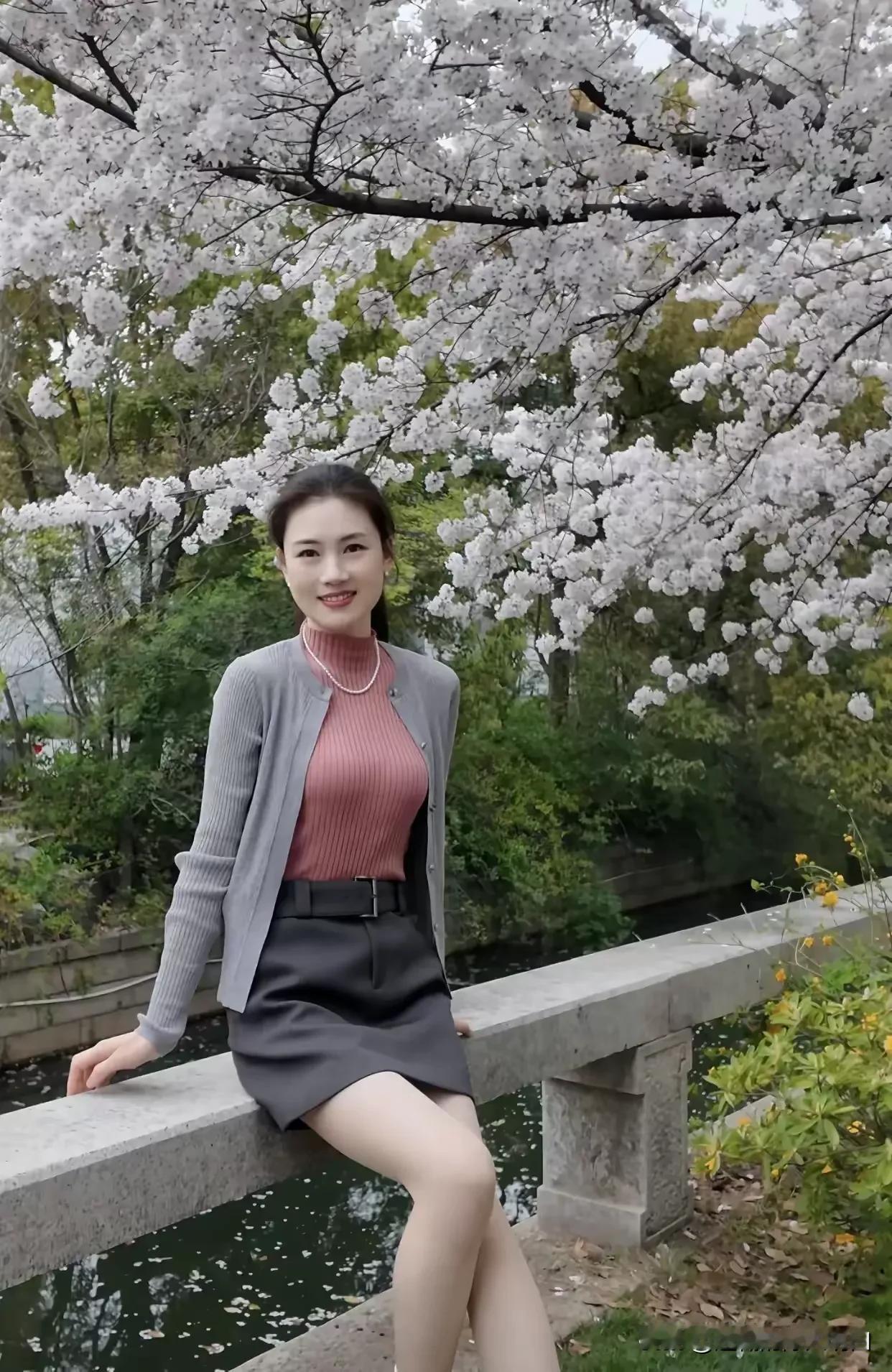 不懂就问：这些树上的花，究竟是什么花啊？[what][what][what]
