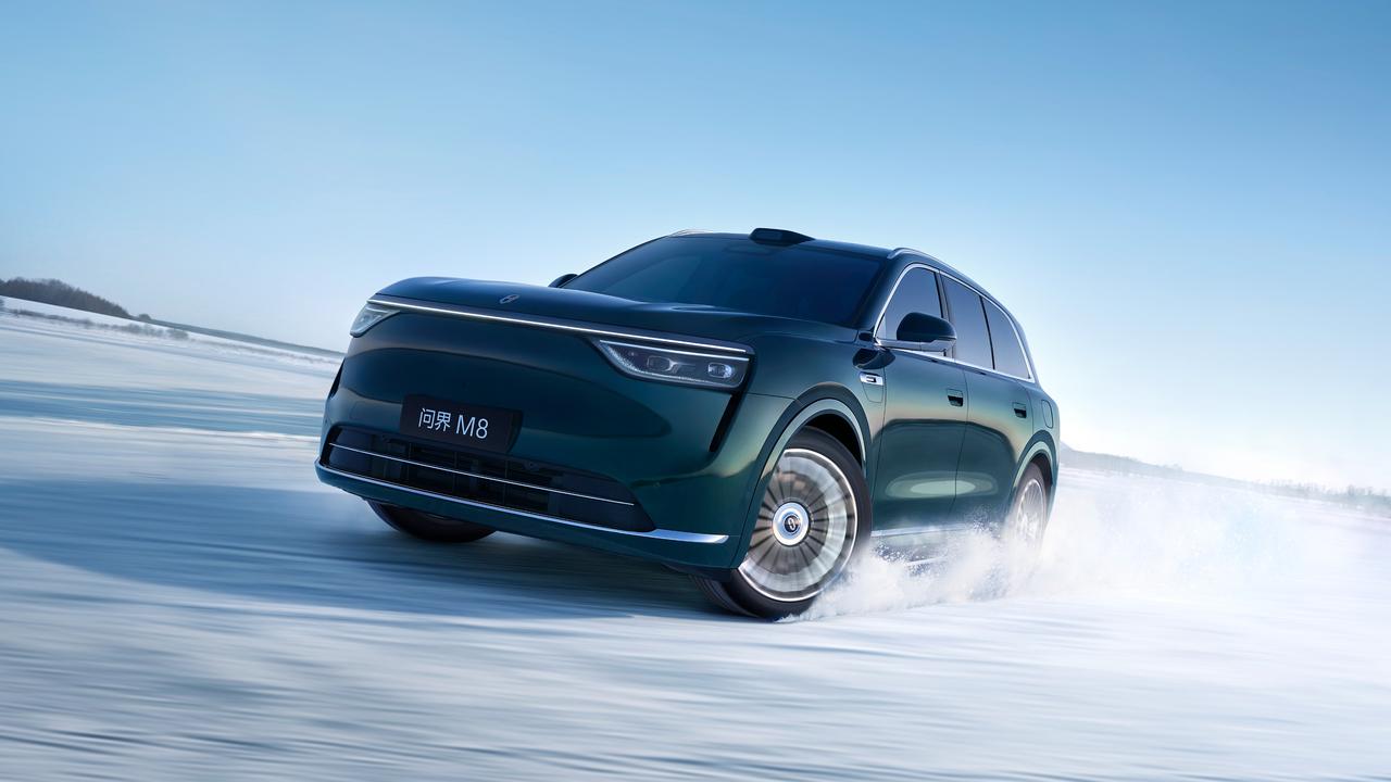 百变空间+智能生态！问界M8承包全家全场景需求
问界M8能圈粉15万家庭，靠的是