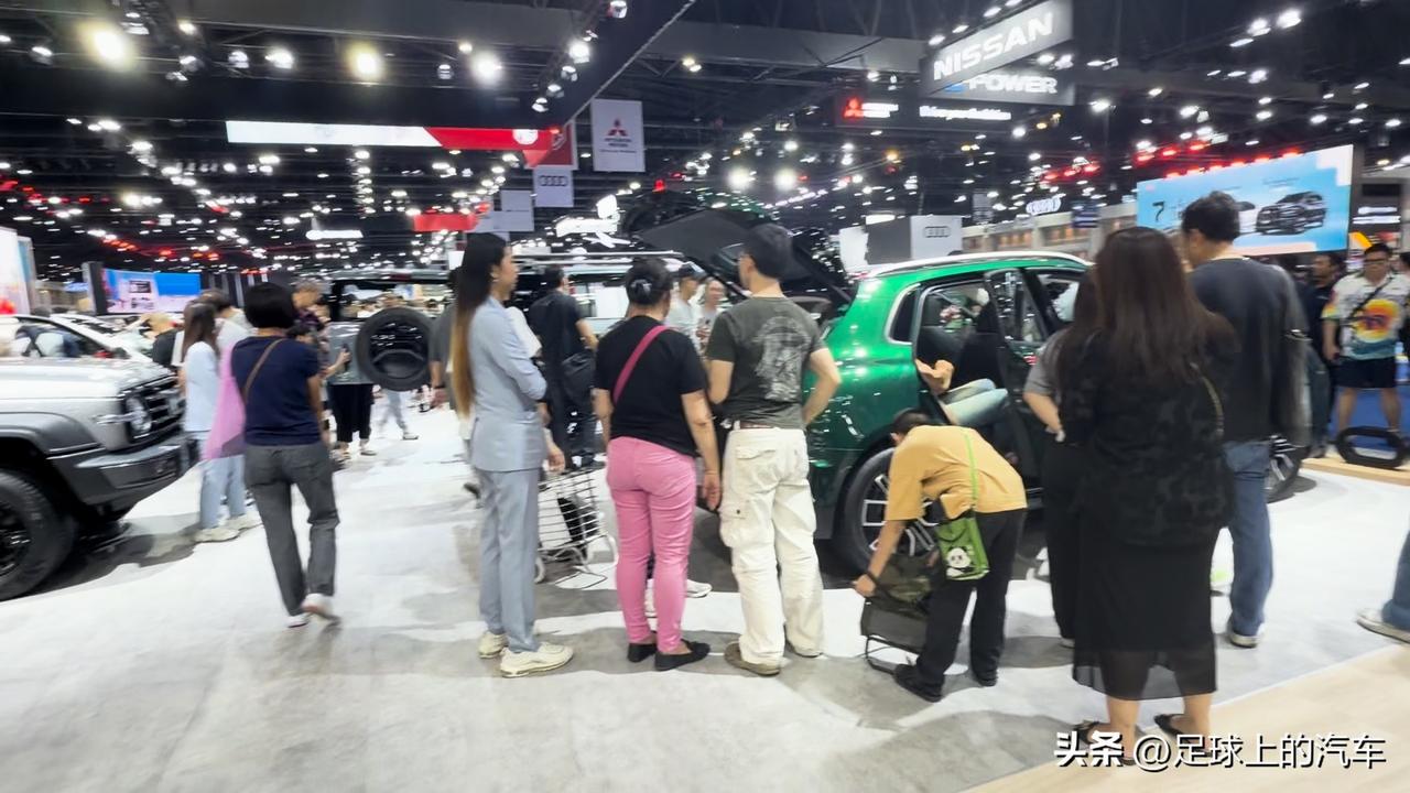 为什么说长城汽车在泰国又给国人争光了？

原来，长城把魏牌高山，带到了曼谷的街头