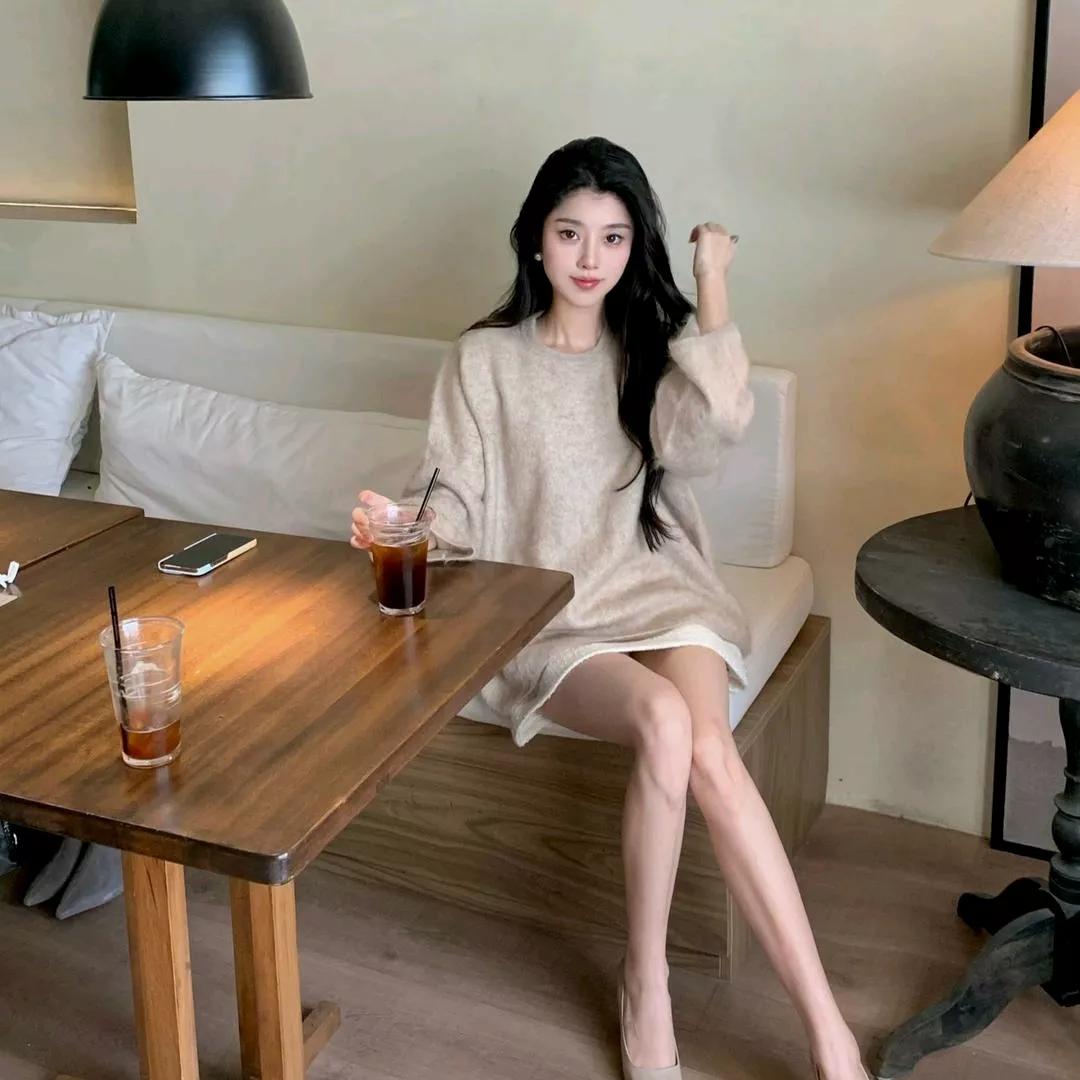 慵懒的午后时光，咖啡与暖阳相伴秋日午后的温柔 居家浪漫下午茶 氛围感下午茶 甜系