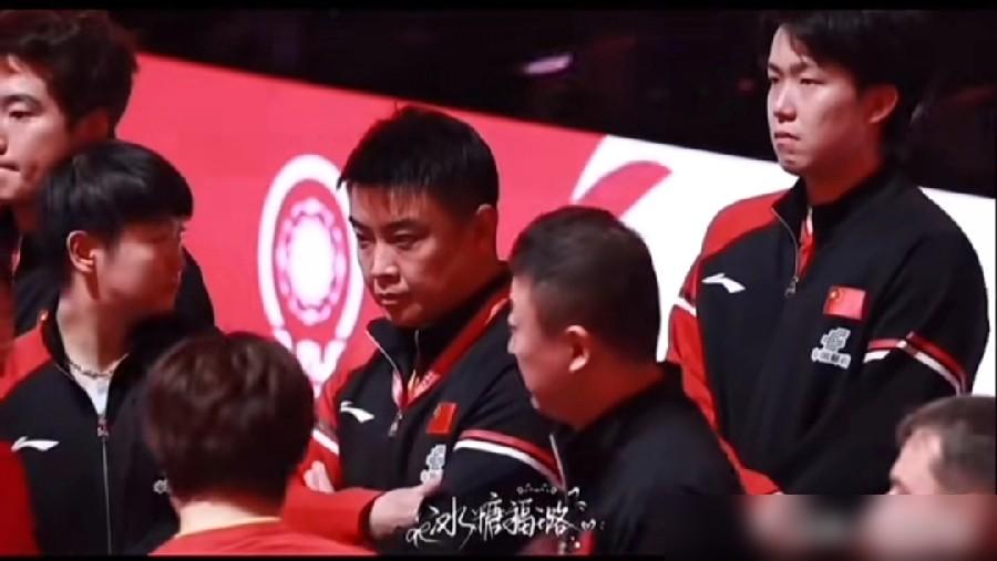 真让人心疼，
​
大头真是累了，
​
女双上的时候，
​
他整个人就跟魔怔了一样