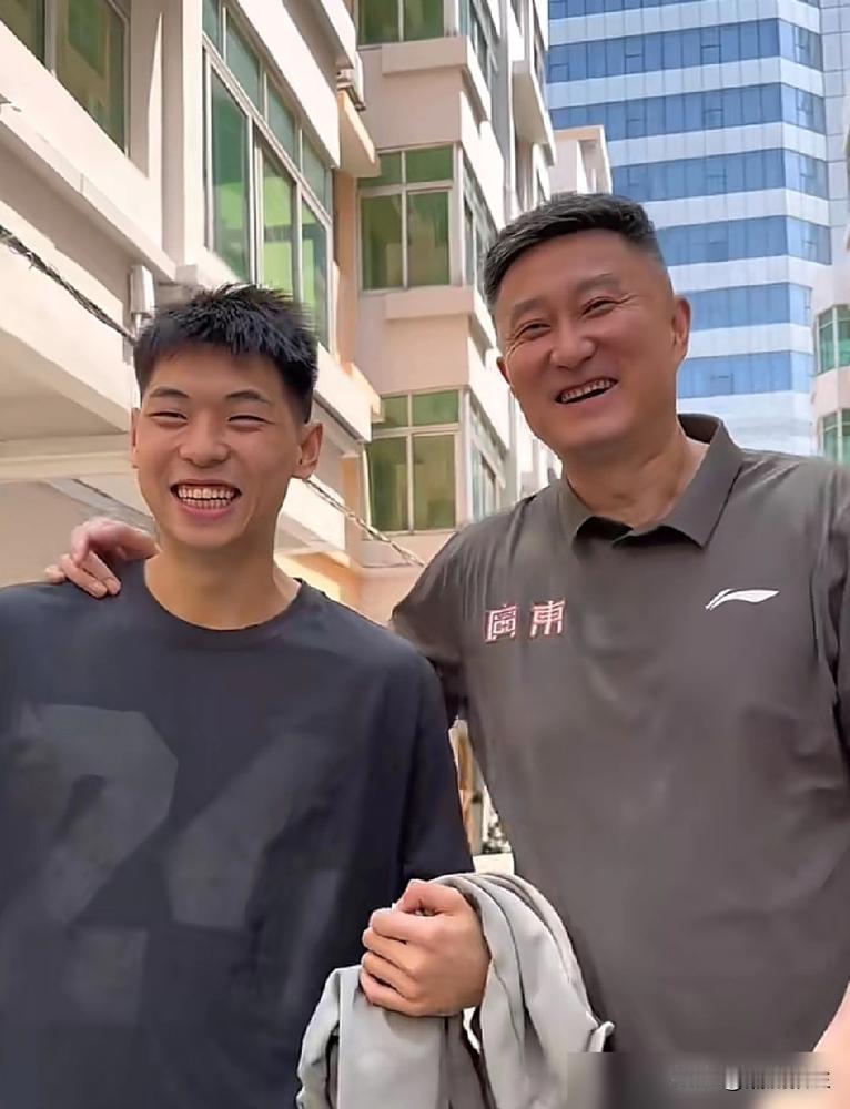 崔永熙首秀2分，广东本土球员加起来，被辽宁一帮兄弟干了个63比18，就离谱。