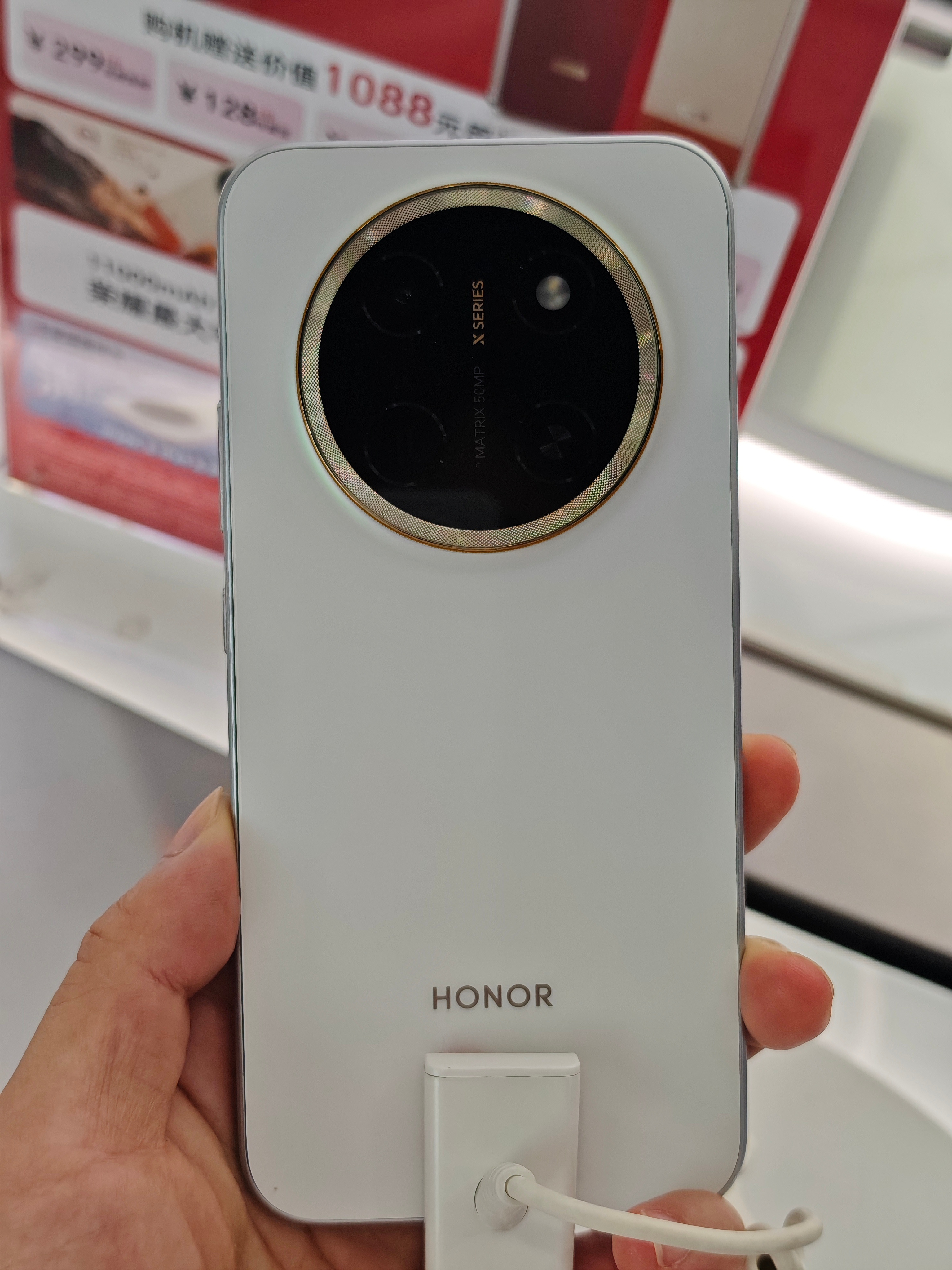 数码闲聊站 京东电器线下门店体验荣耀X80 Pro Max! 
