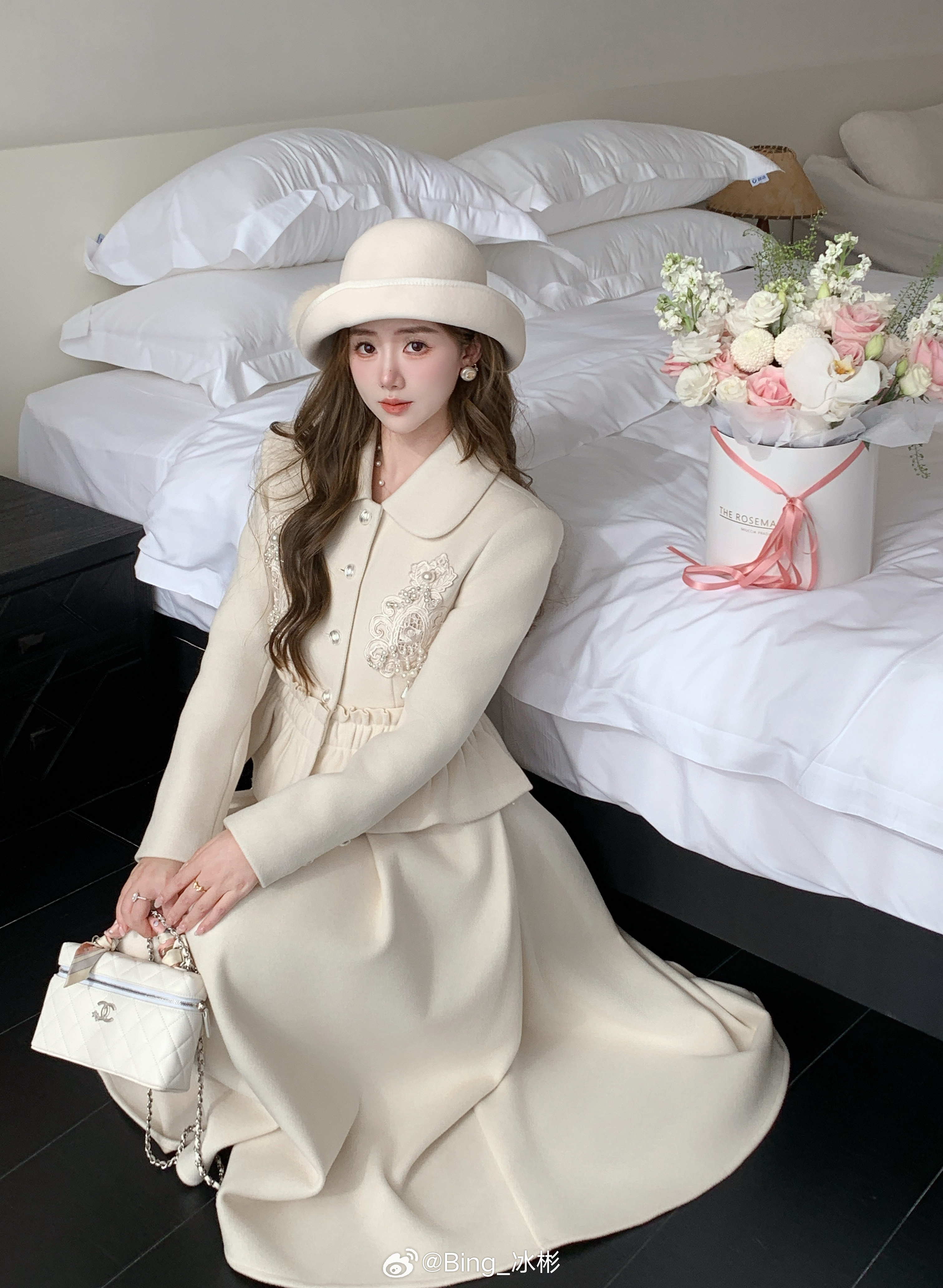 9.23 20:00  🆕 【珍珠少女】[摸鱼撸猫]精致的法式奶油色系套装长裙