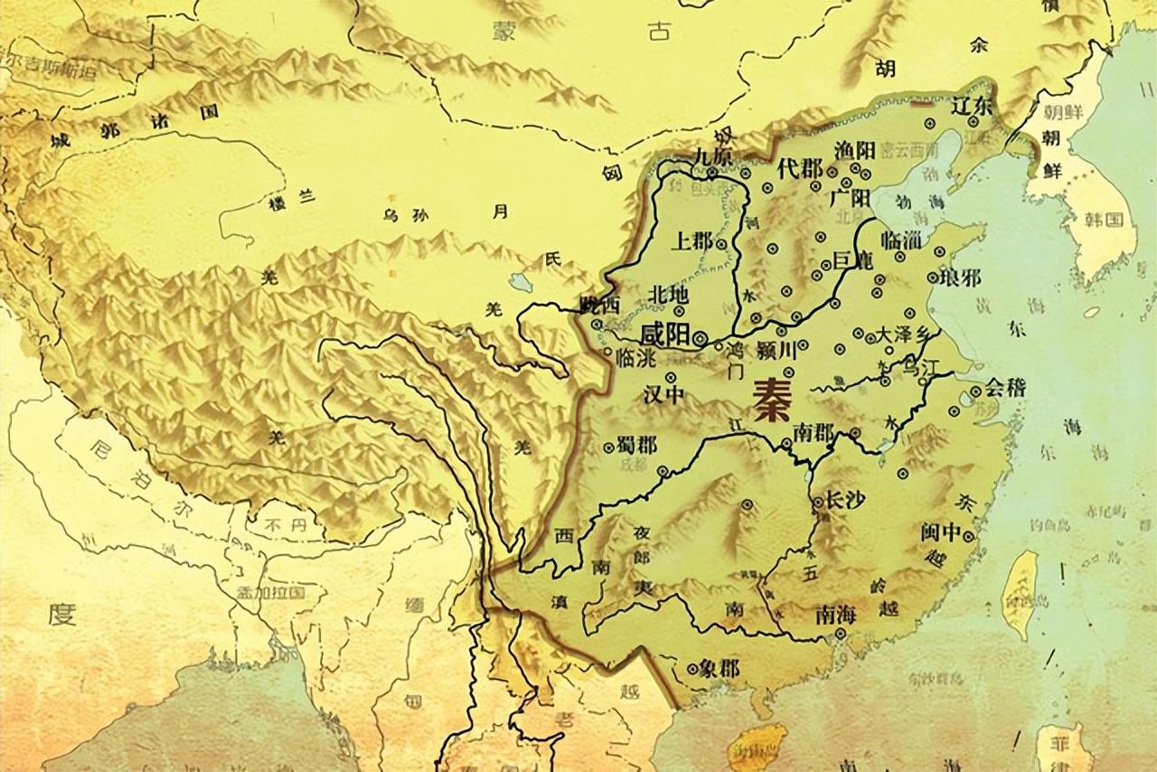 [加油]个人认为秦始皇功劳始终是第一位的，
第一个贡献是扫平六国，统一天下，结束