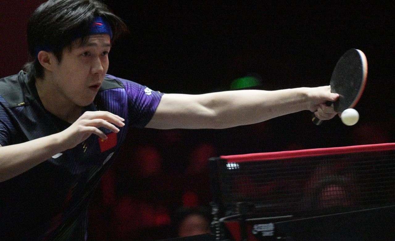 气势如虹王楚钦零封对手夺取冠军

WTT新加坡大满贯男单决赛中国选手王楚钦与中华