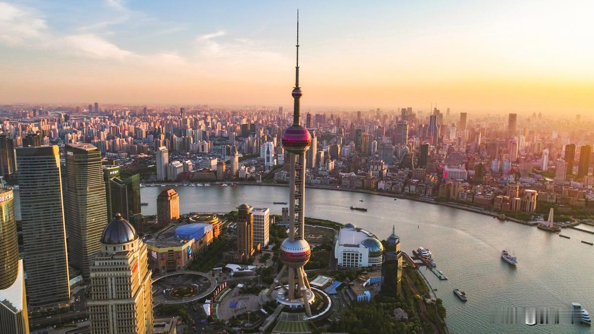 中国为何能成为全球资金避险首选避风港？

在全球地缘政治动荡的背景下，中国被视为