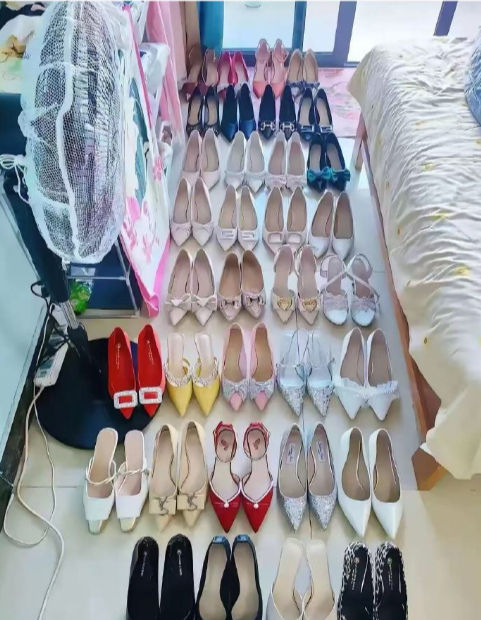 如果你女朋友有这么多鞋子，你会感到很高兴吗？ 