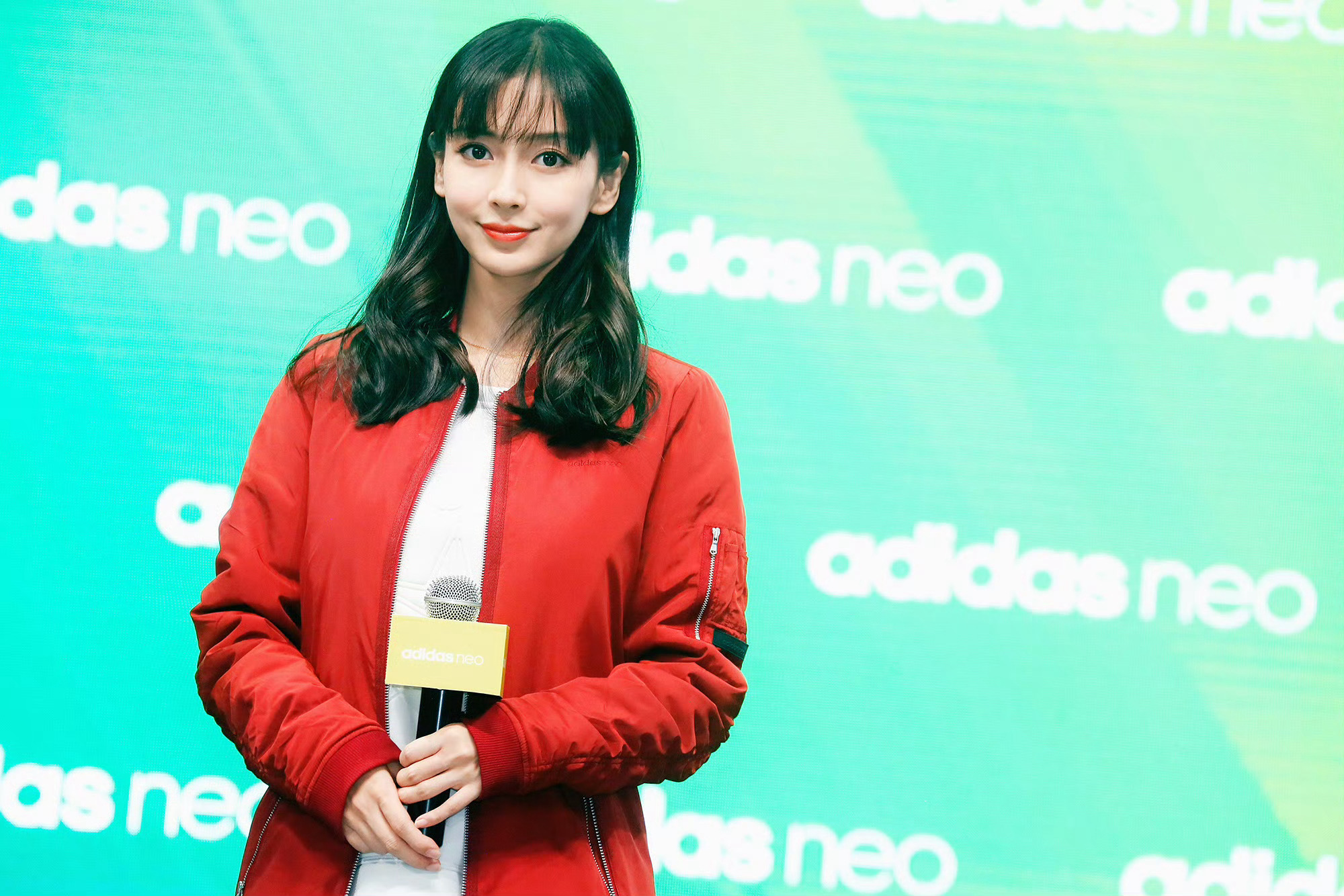 angelababy angelababy 浪漫的不是星座 而是独一无二的你.?