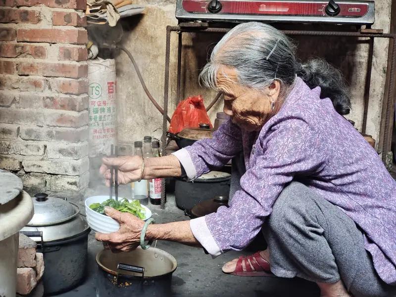 2026最想实现的一件事 2026最想实现的事，就是把日子过成安稳踏实的模样。我