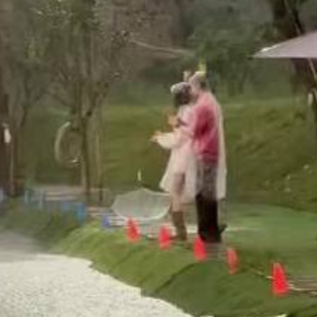 小周老师专业对口上了暴雨天能钓到啥啊啊啊啊 