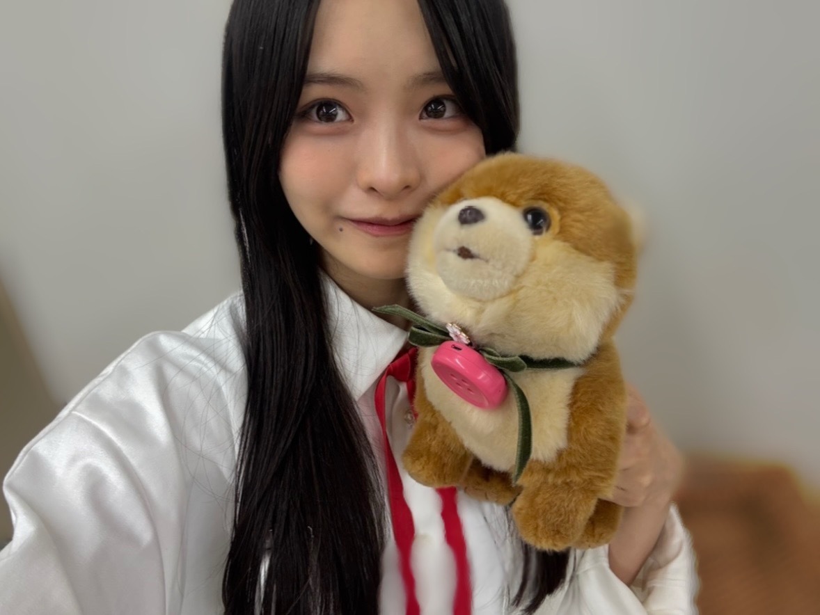 浅井恋乃未「ちなみに…村井さんと山下さんがくださったポッキーは、合宿中にしっかり