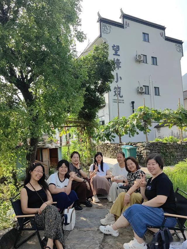 2025这一年，
我开车自驾走过的最美的路，
一路绝美免费的原生小众秘境，
强烈