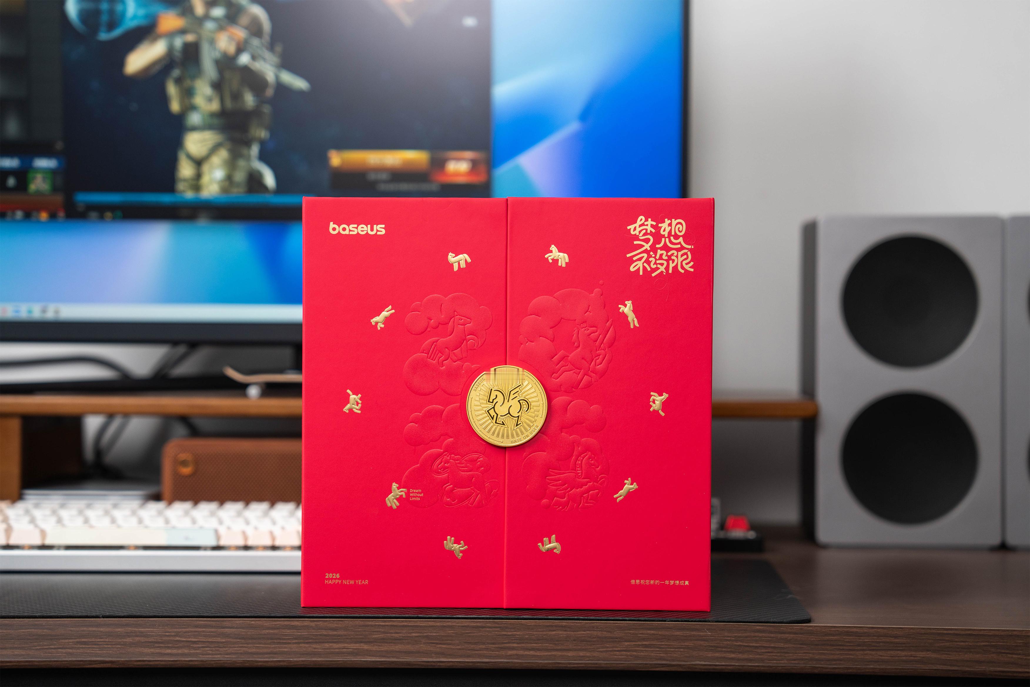 真的好喜欢这个倍思今年这个新年礼盒啊，少女心爆棚了！打开就是超精致的旋转木马，把