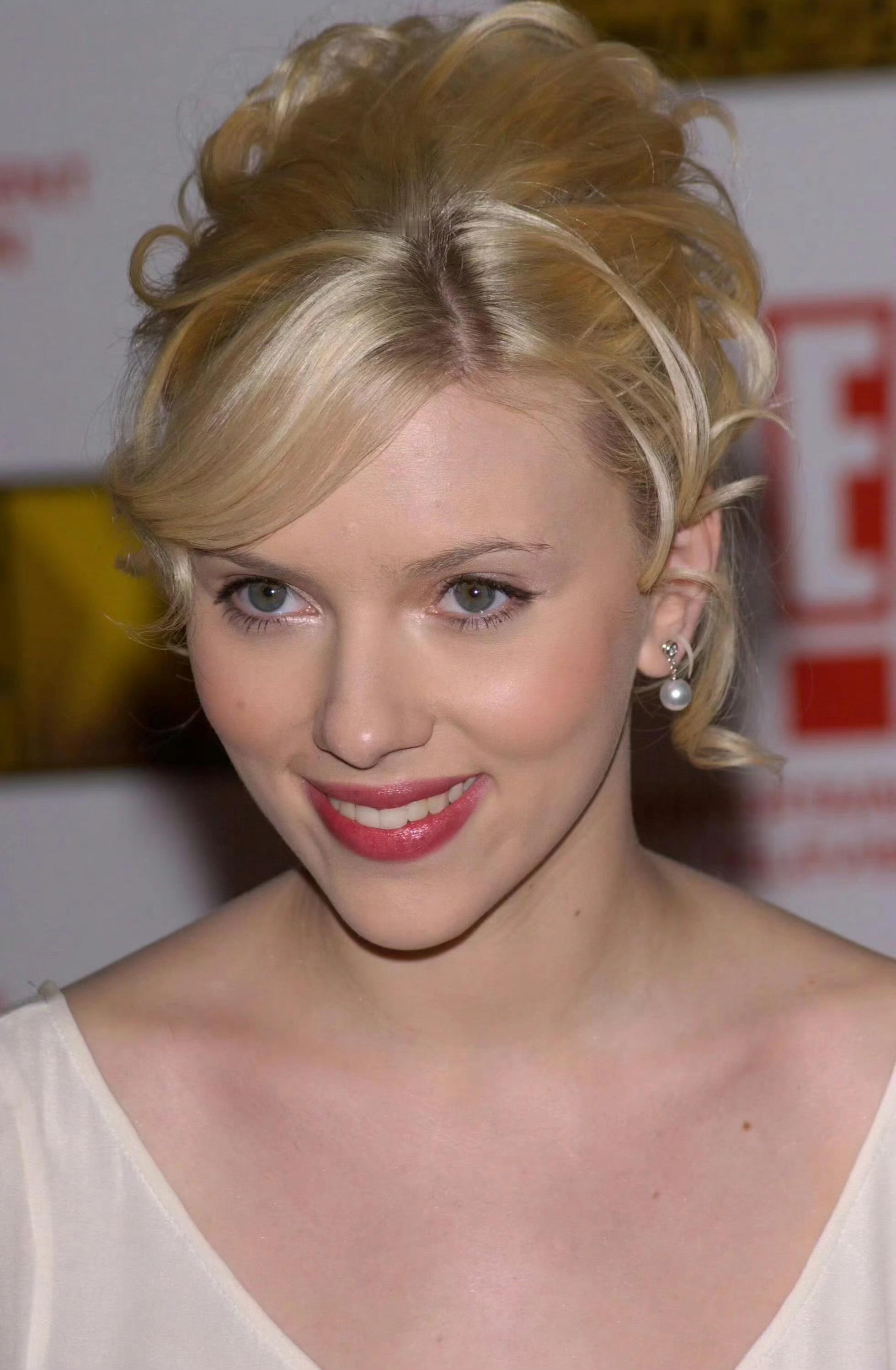 斯嘉丽约翰逊  如同一颗珍珠 