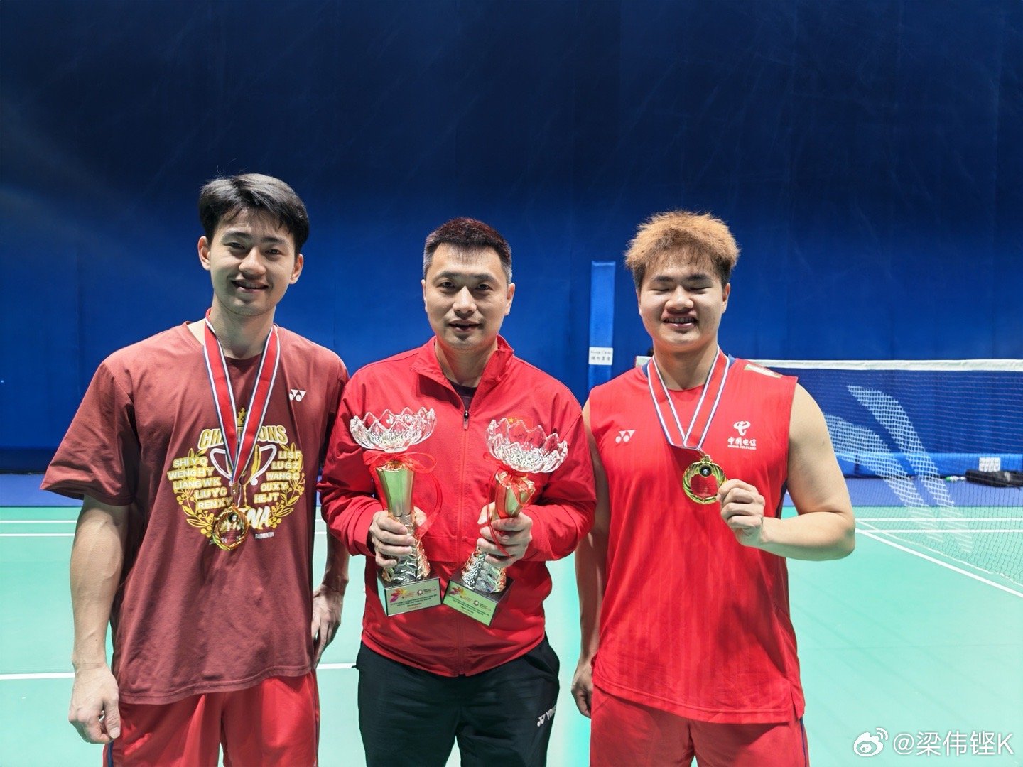 外公，这个冠军是我想送您的礼物，但您已经收不到了。今早您的离开，让我很心痛，但您