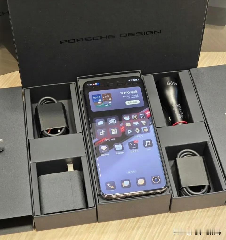 荣耀Magic6 RSR保时捷设计 怕不是起售价要过万？

明哥这次堆料有点下狠