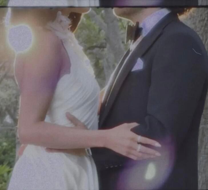 赛琳娜婚纱照✨ 赛琳娜 和 Benny 正式完婚啦！🥂💍Selena Gom