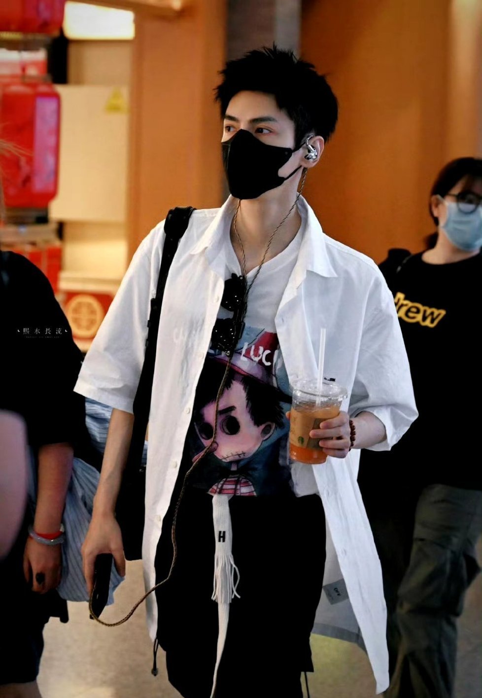 真的有很多人喜欢罗云熙？女孩子不是都喜欢高大的男孩子嘛？ ​​​