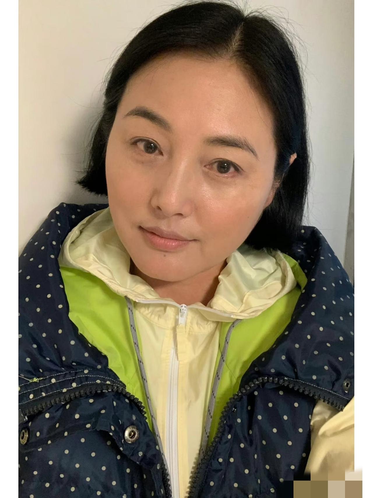 果然姜还是老的辣，
我问婆婆，张延有钱有事业，为啥还离婚呀，她是不是傻？

婆婆