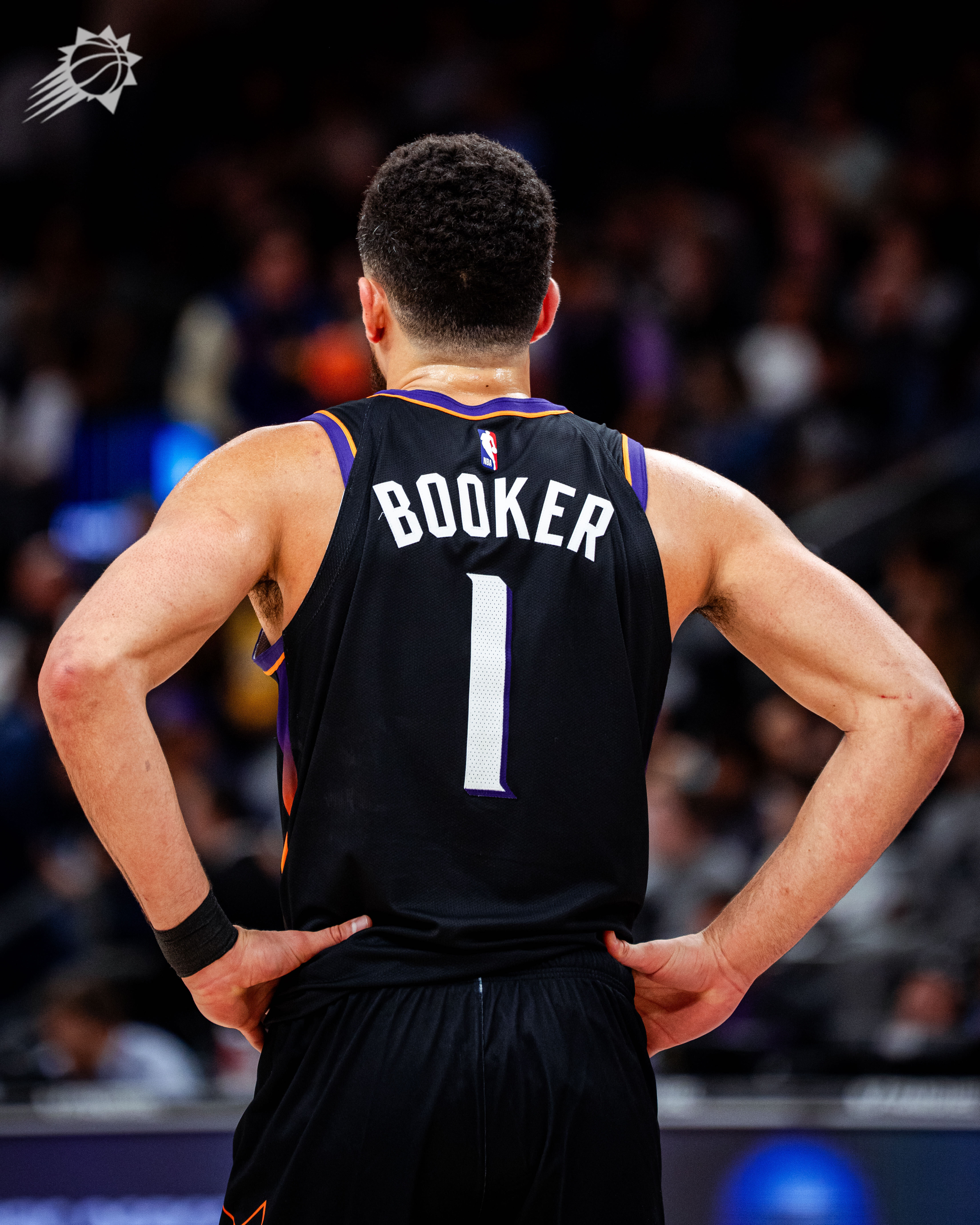 再多不利因素，也不会停下我们向前的步伐！坚如磐石 😤  给我们的战士多些 💜