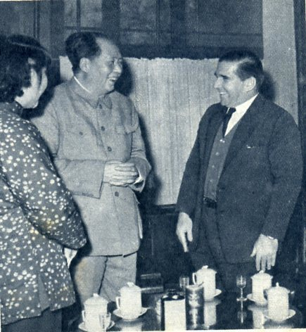 历史上的今日  1959年1月12日下午，毛主席在中南海颐年堂会见巴西伯南布哥州