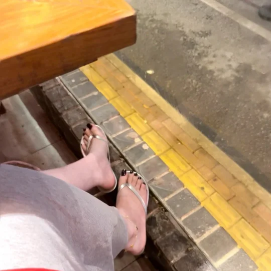 这双凉鞋好穿～～～～！