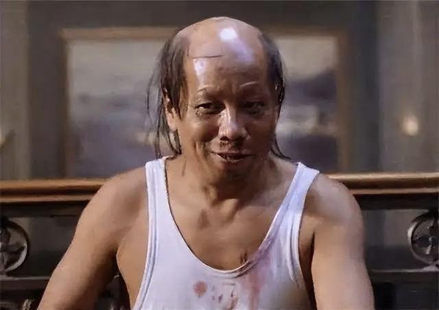 惊闻火云邪神梁小龙离世，陈真时代谢幕了，世间再无“天下第一”。
 
香港武打明星