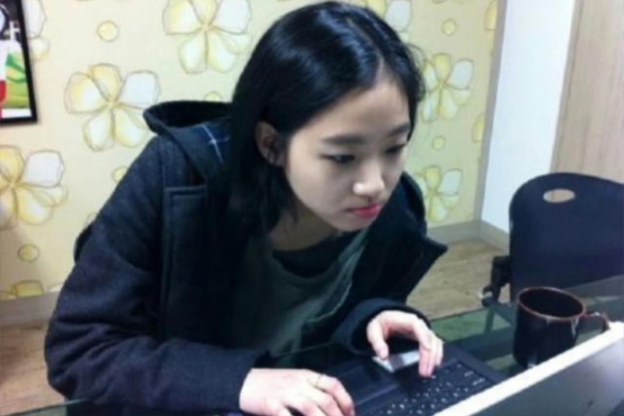 金高银出道前旧照，不愧是鬼怪新娘！