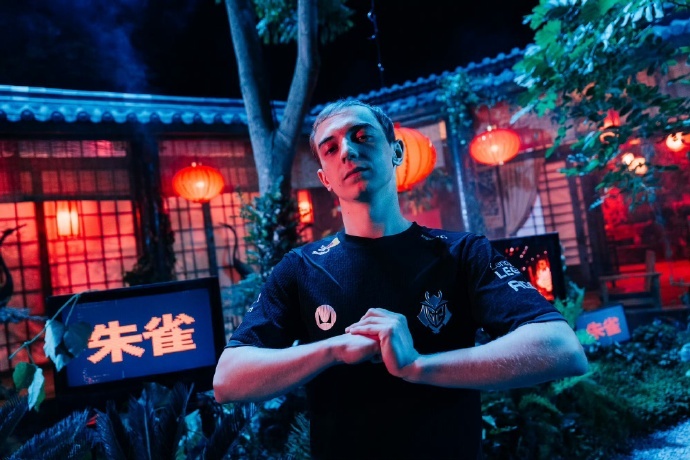玩加专访 —— 评论鉴赏大会（本期选手Caps）大家有什么想对选手说的话，想玩的