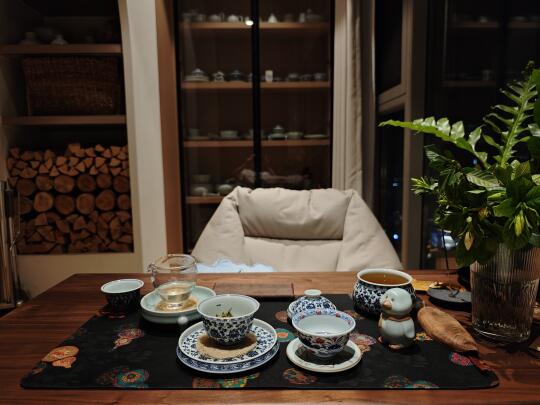 雨天宅家喝茶｜正山小种野茶韵味足