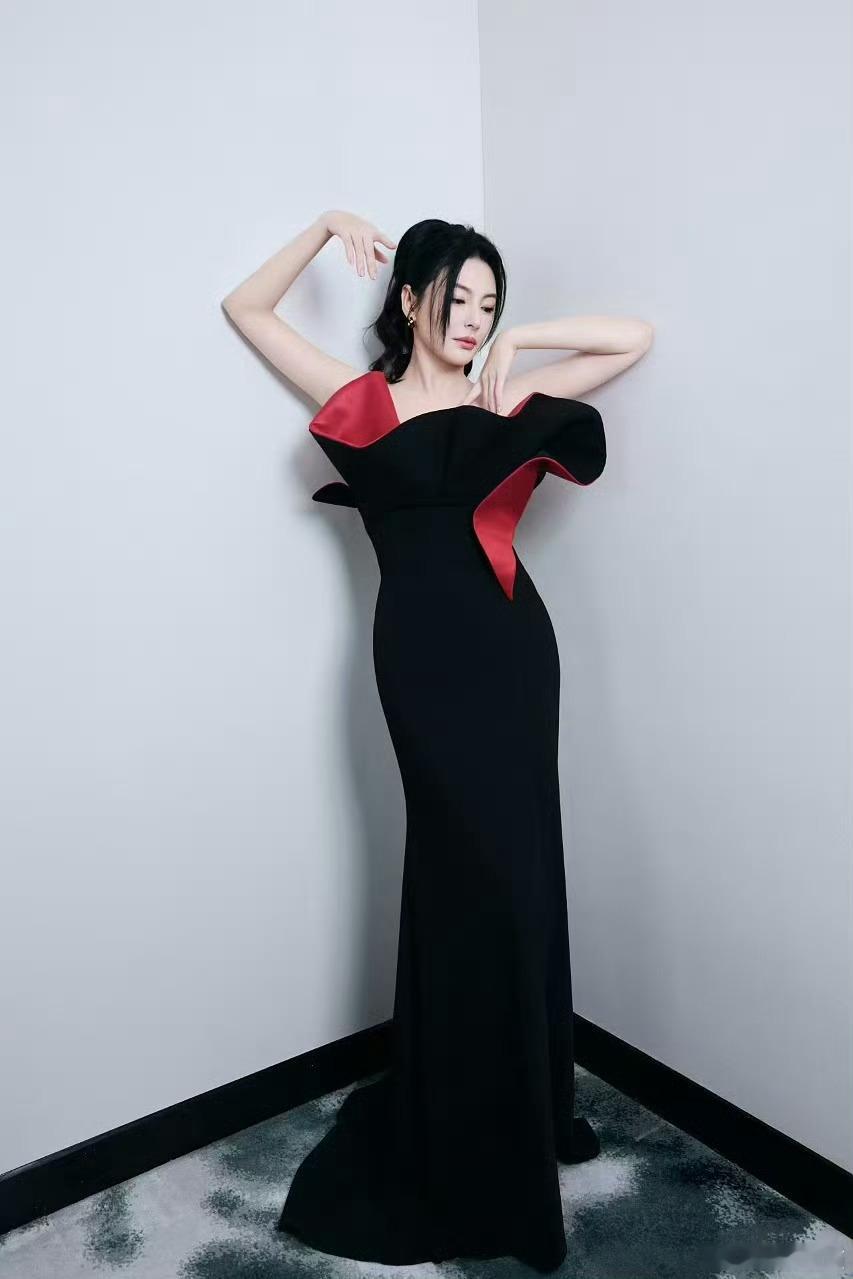 张雨绮 辽视春晚 辽视春晚你别太会了，安排张雨绮和于适同台合作，这个俊男靓女组合