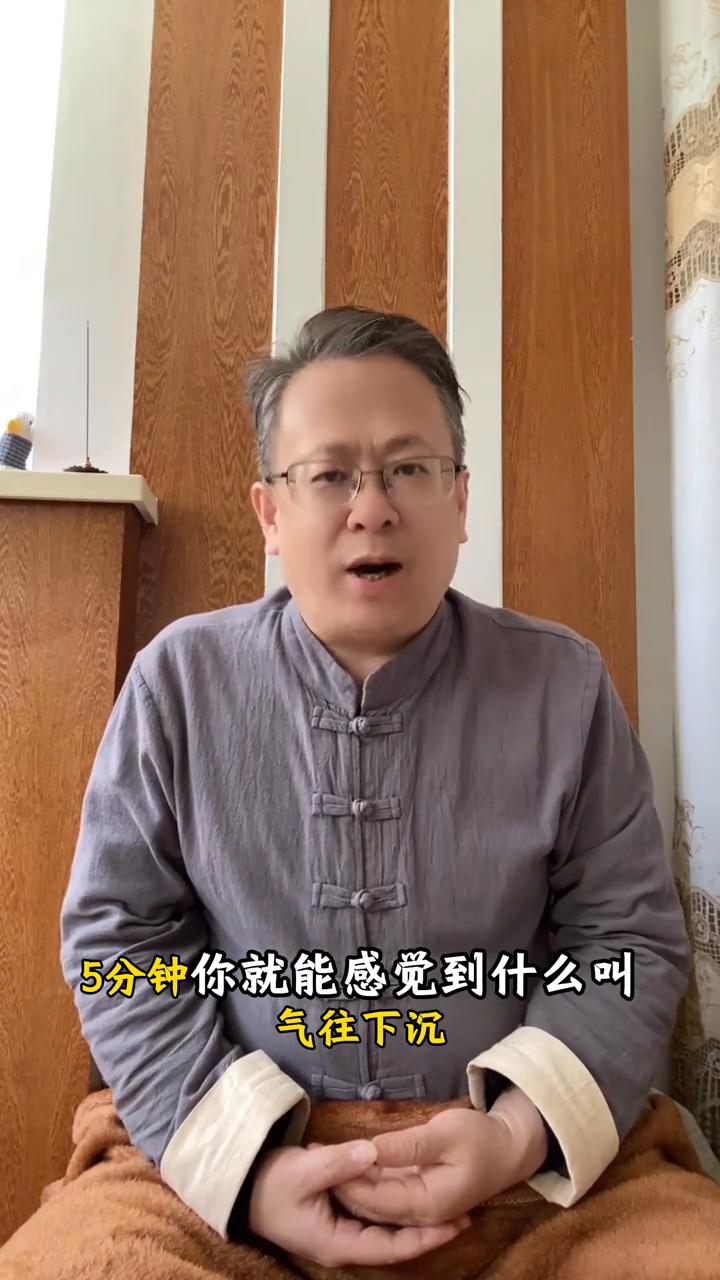 你是不是每天早上醒来脑子像一锅粥，刷手机回消息，赶地铁一整天都在跑，晚上躺床上却