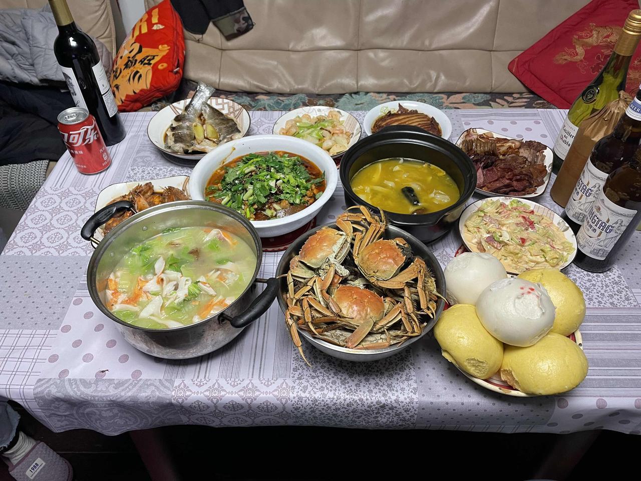 清淡饮食的3大误区，别越吃越虚

1. 清淡不是长期只吃蔬菜，和主食，那样会导致