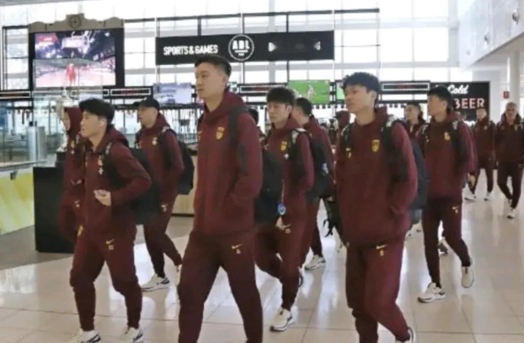 国足又出征，这回没包机。疑似卧薪尝胆，覆水一战

世界杯预选赛亚洲区18强赛重燃