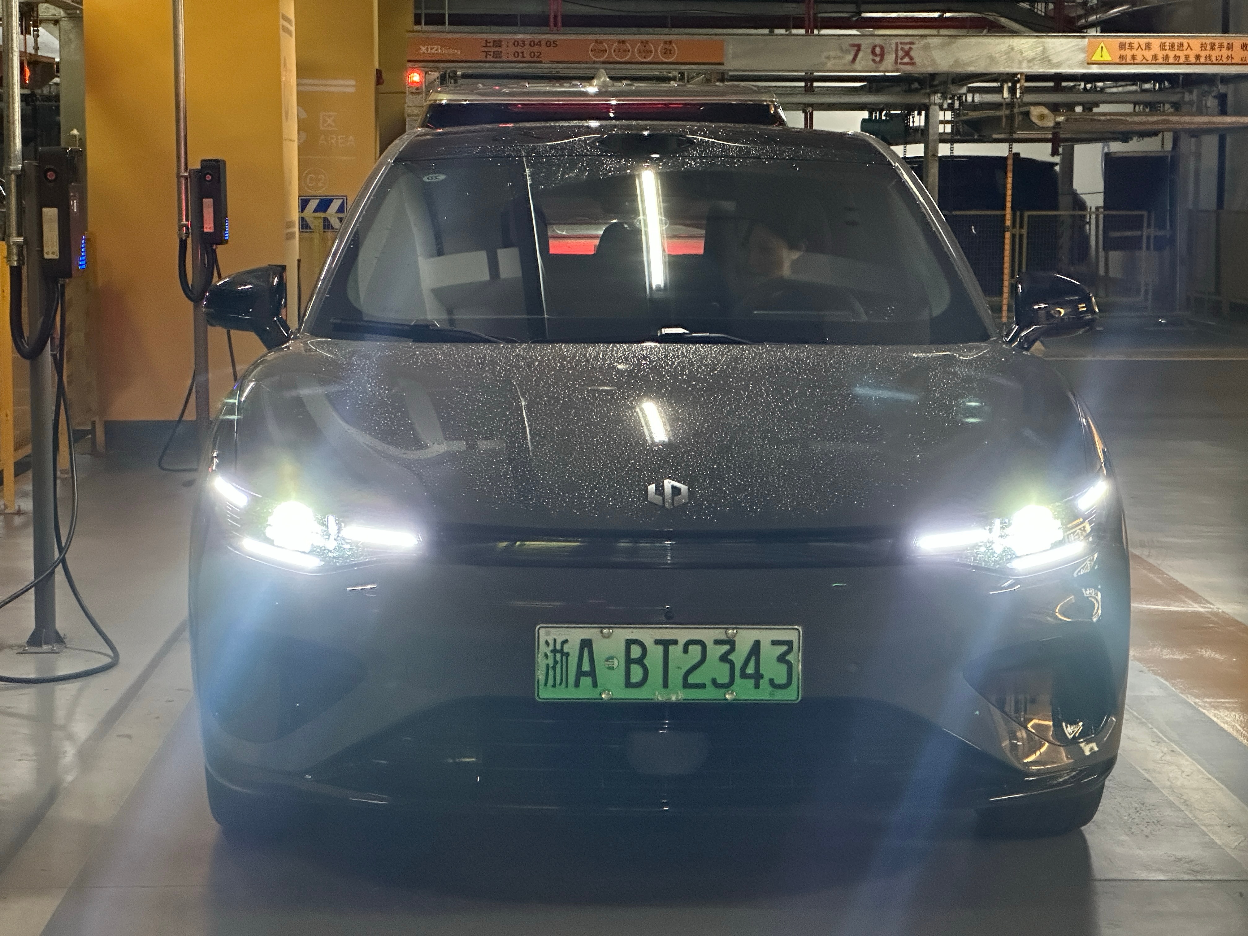 在杭州的代步车拉法！小钢炮情绪价值拉得不错嘛！大v聊车