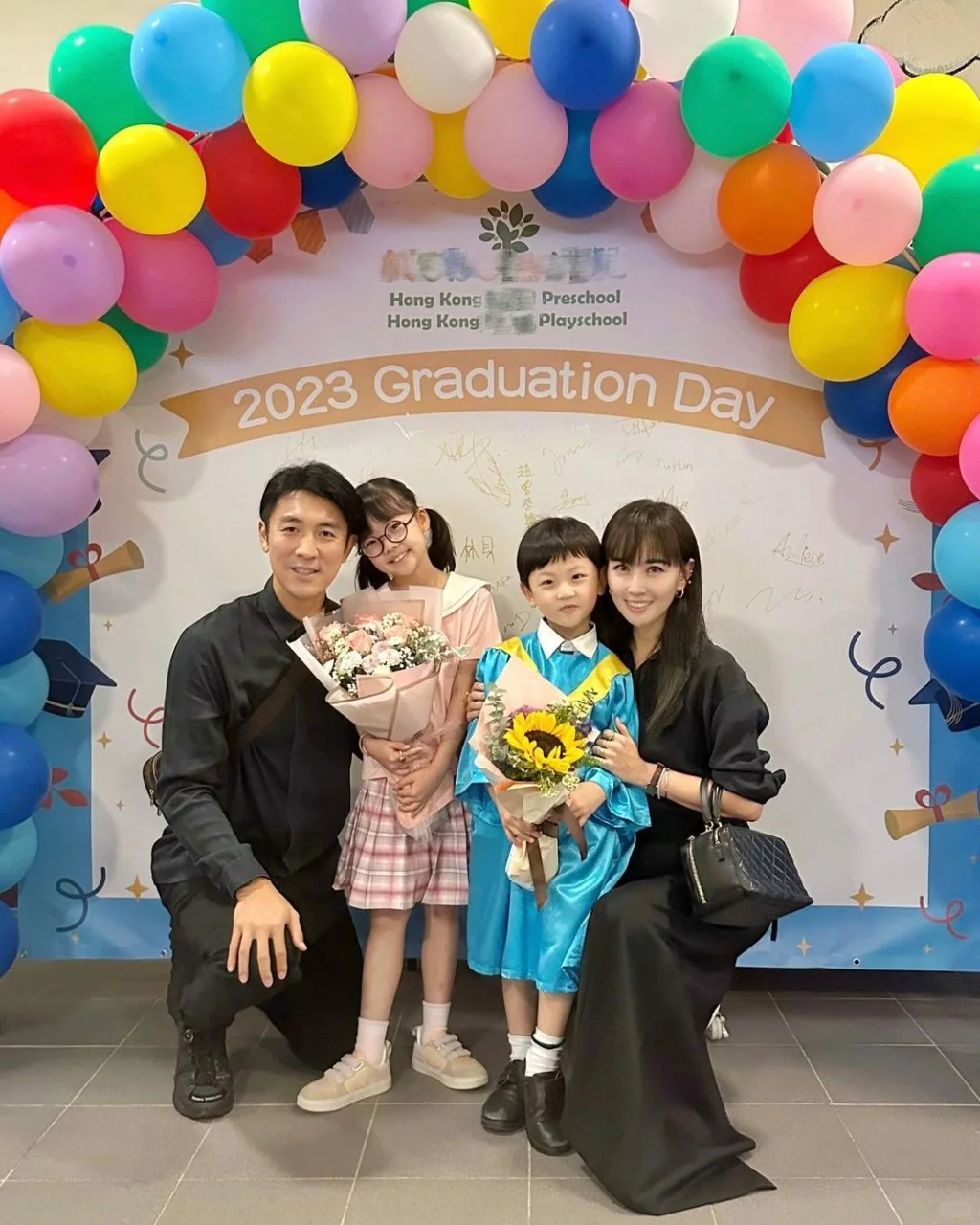 谭俊彦贺老婆生日晒全家福！相爱10年好甜蜜