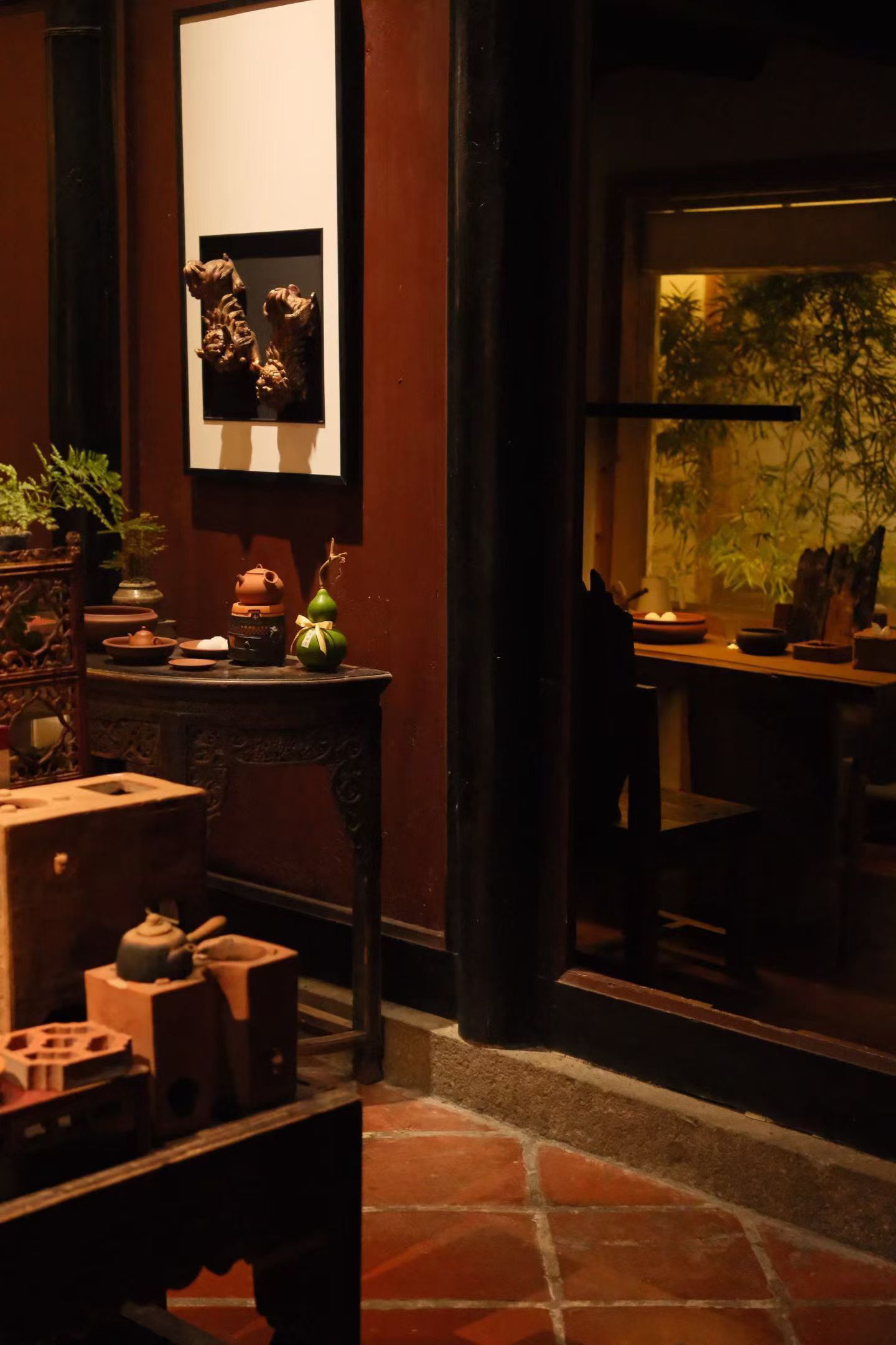 品茶赏器交友  一壶岁月，宛如一首悠扬的乐章。 