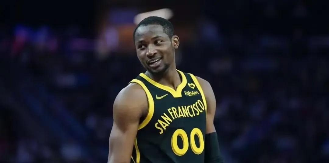 彻底高估了自己！库明加在NBA市场没有一点吸引力！

勇士用一年790万续约库明