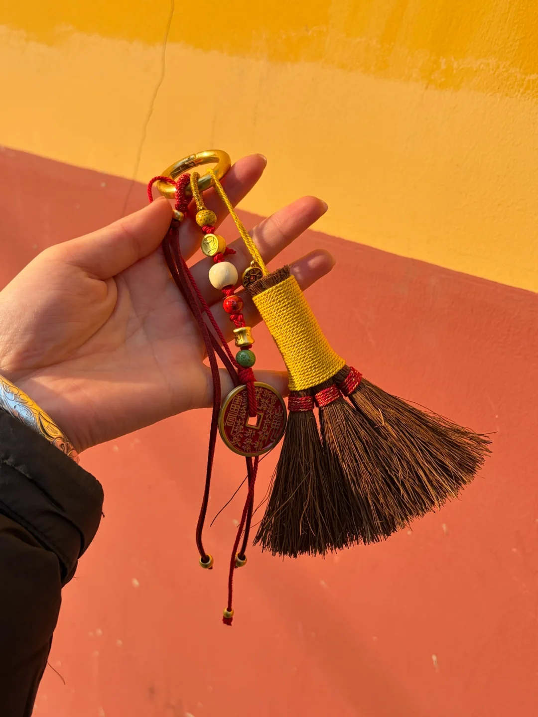 近期很需要这把扫把，帮我扫除霉运！